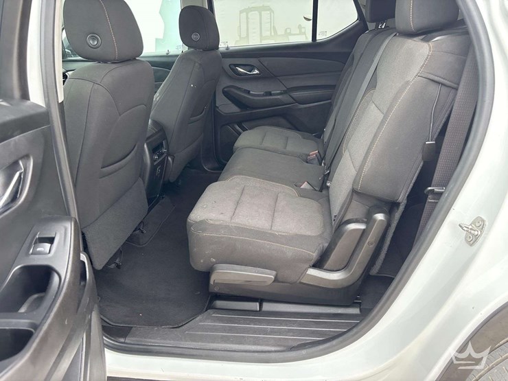 2021-chevrolet-traverse-image-20