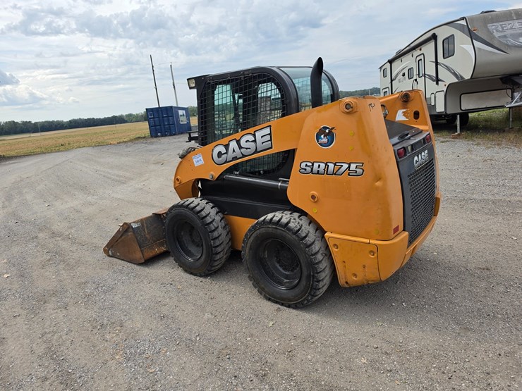 2015-case-sr175-image-8