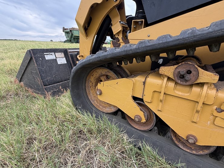 caterpillar-259d-image-22