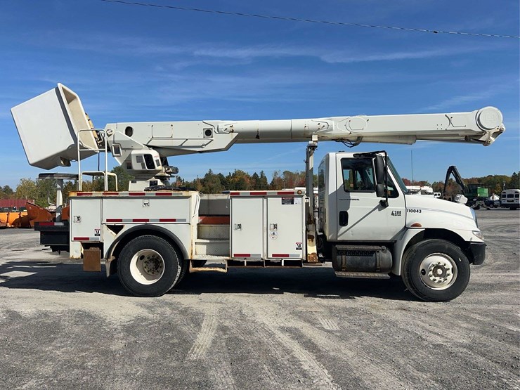 2003-international-durastar-4300-image-4