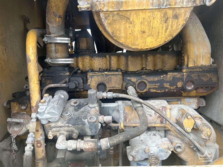 caterpillar-120g-image-10