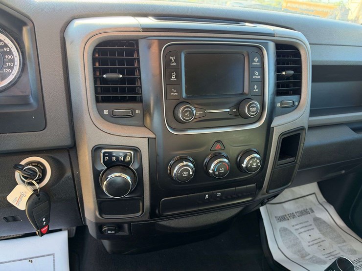 2017-dodge-1500-image-13