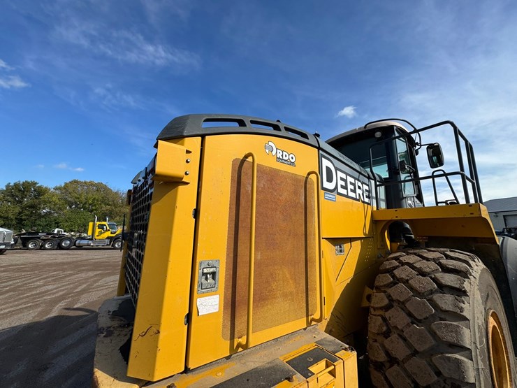 deere-744k-image-17