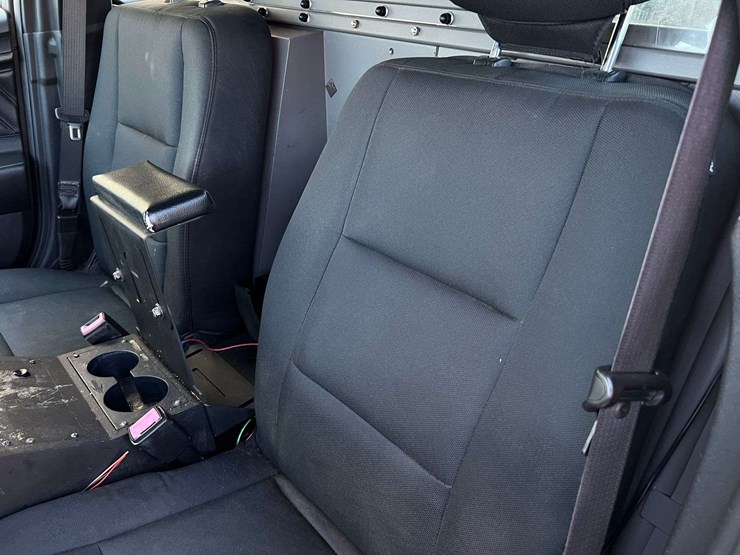 2016-ford-taurus-police-interceptor-sedan-(82,733-miles)-image-24