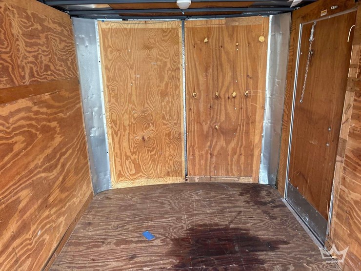 2005-12ft-t/a-enclosed-cargo-trailer-image-10