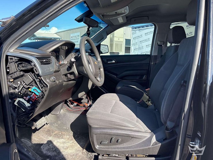 2019-chevrolet-tahoe-image-13