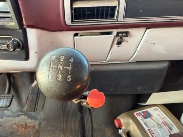 1981-chevrolet-c10-image-19