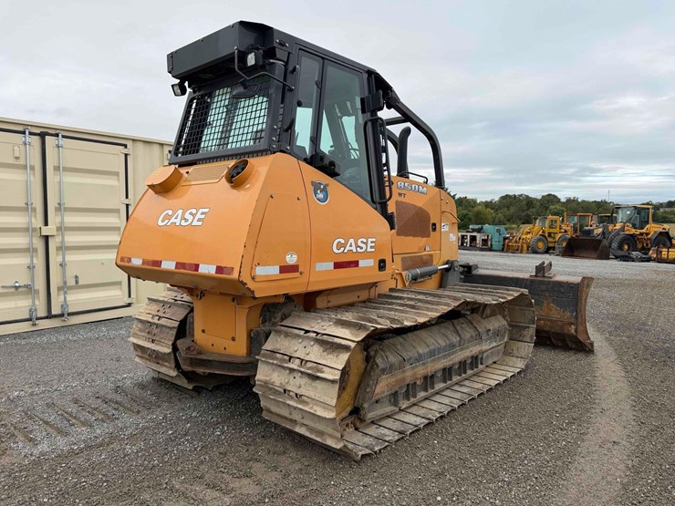 2016-case-850m-wt-image-7