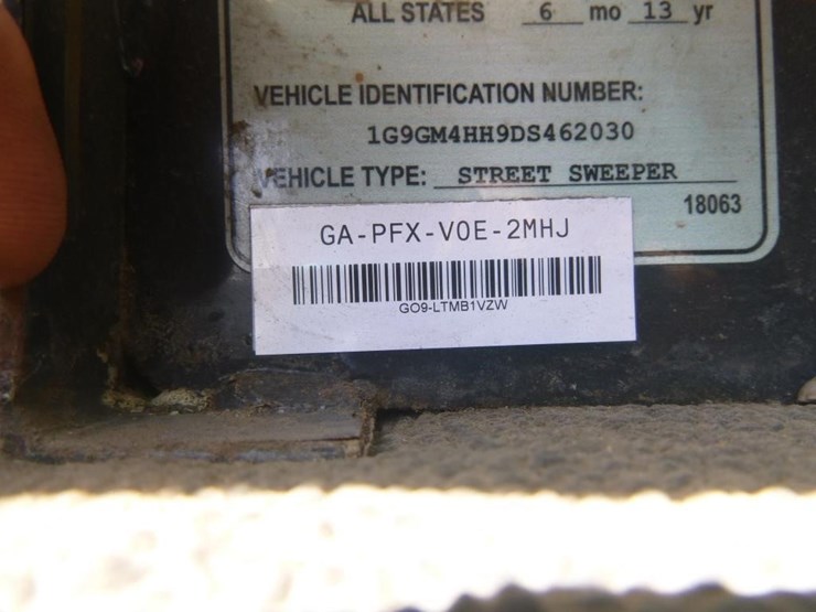 2005-international-durastar-4200-image-34