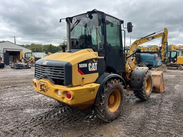 2018-caterpillar-908m-image-6