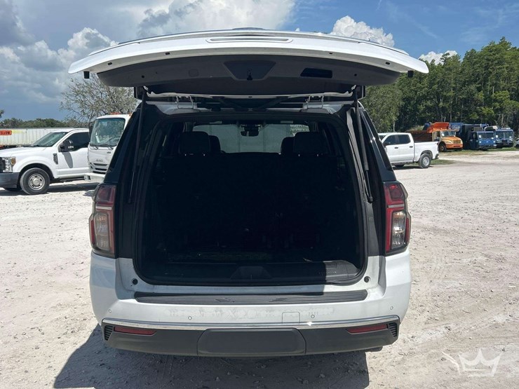 2023-chevrolet-tahoe-image-11