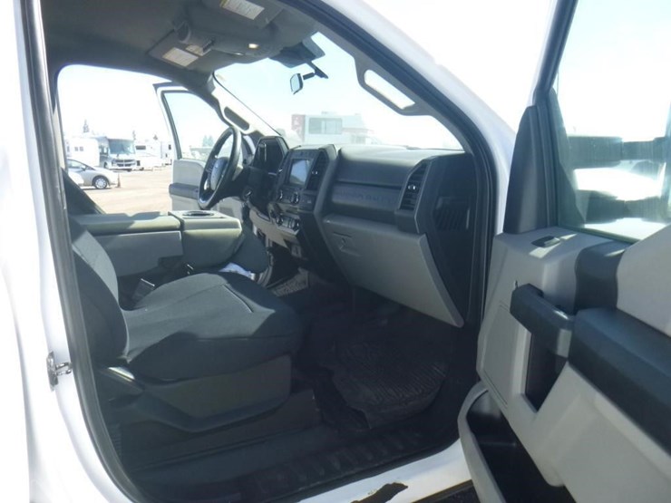 2020-ford-f250-image-6