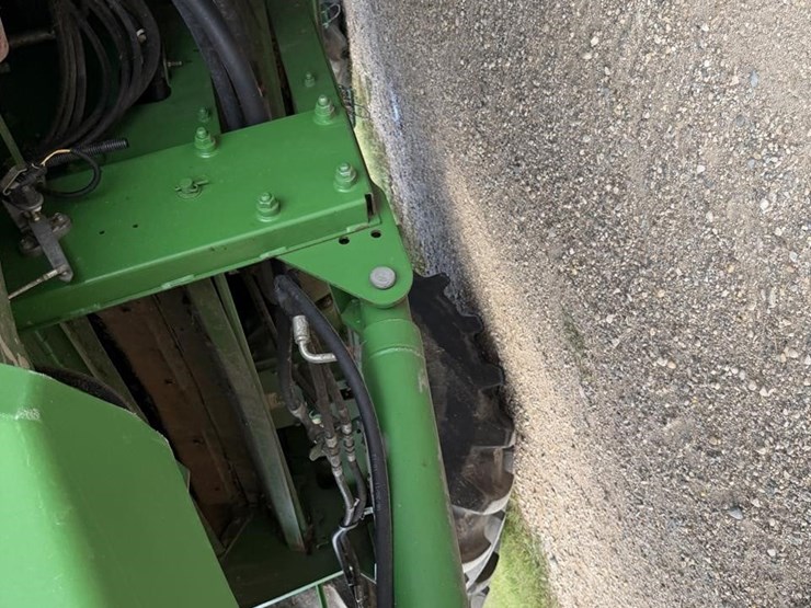 2011-john-deere-9770-sts-image-83