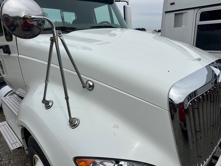 2015-international-prostar-image-11