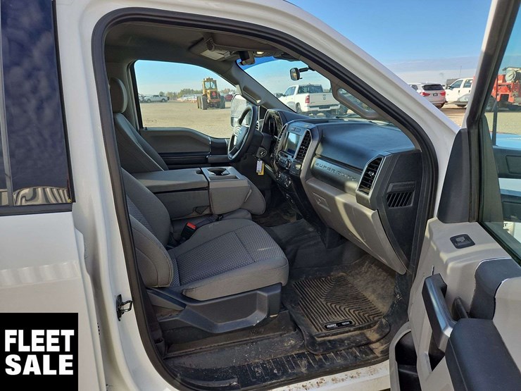 2022-ford-f250-image-25