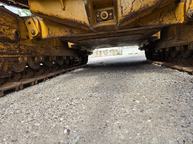 2007-caterpillar-953d-image-103