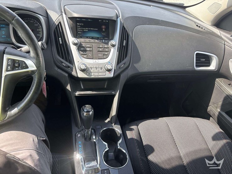 2016-chevrolet-equinox-image-13