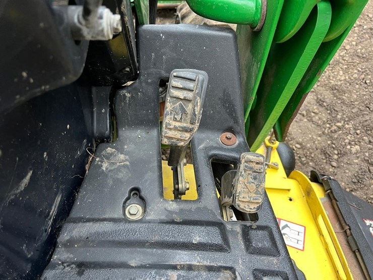 john-deere-2210-image-29