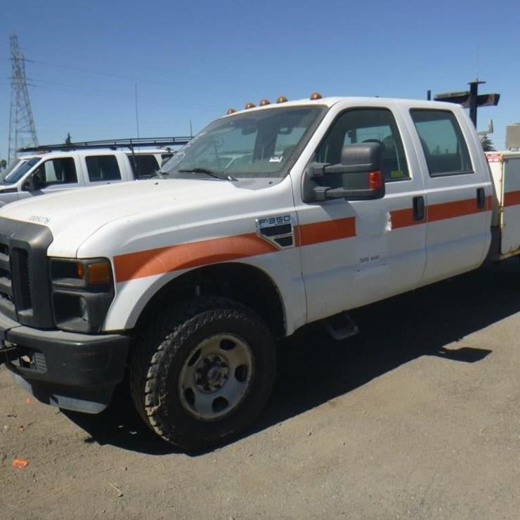 2009 FORD F350