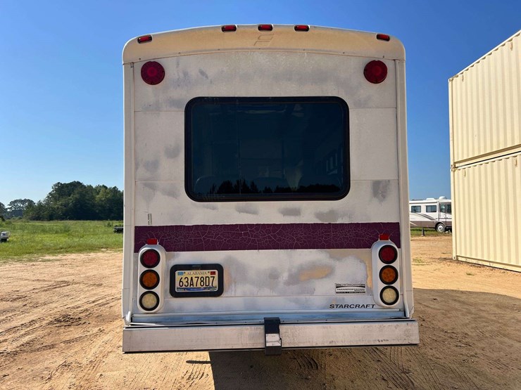 2012-ford-e350-image-6