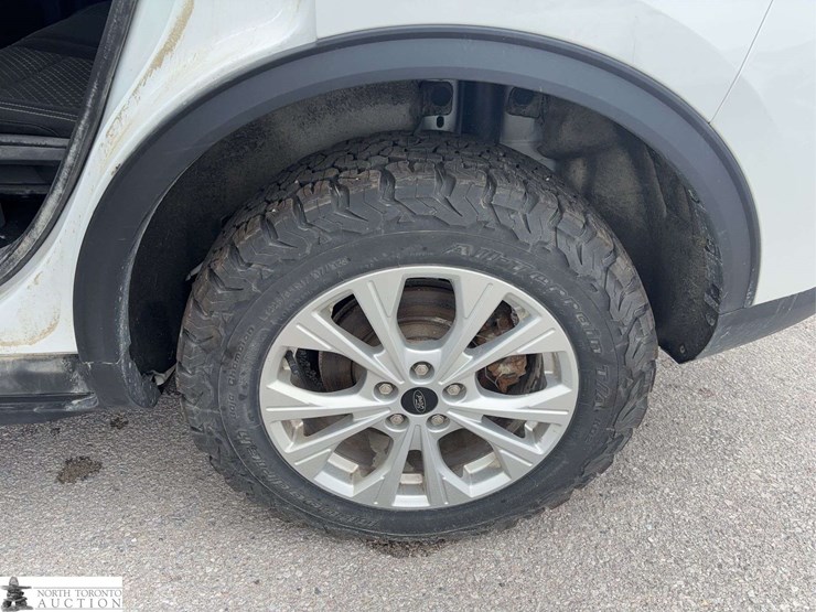 2023-ford-escape-image-20