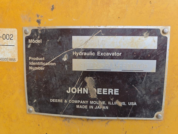 2017-deere-245g-lc-image-80