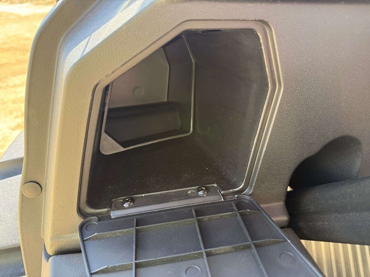 2025-sd-lanch-street-legal-6-seater-golf-cart-w/-on-board-charger-image-23
