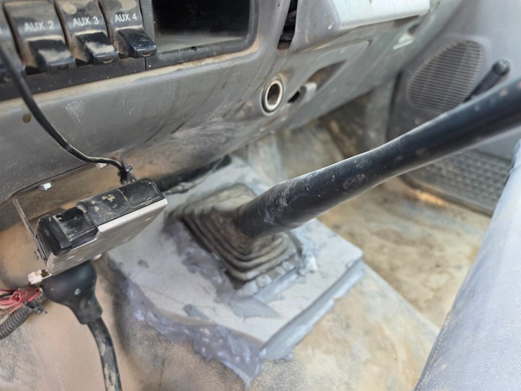 2005-ford-f550-image-55