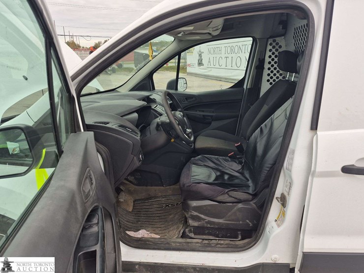 2015-ford-transit-connect-image-10