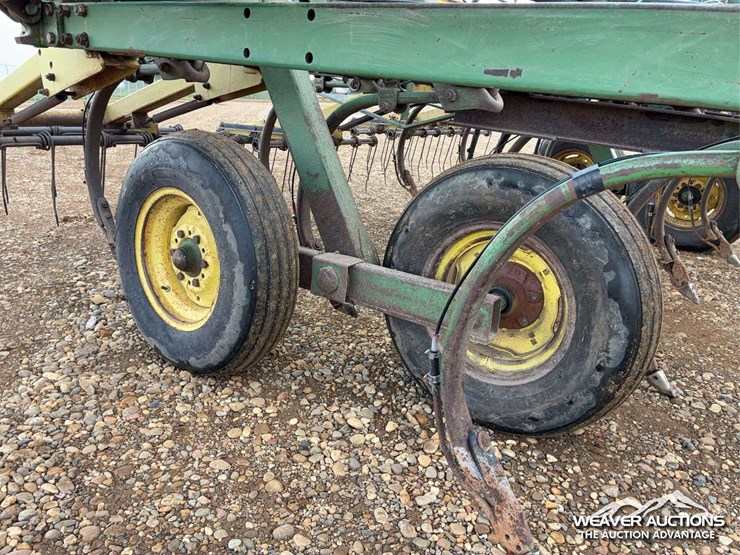 john-deere-41-image-25