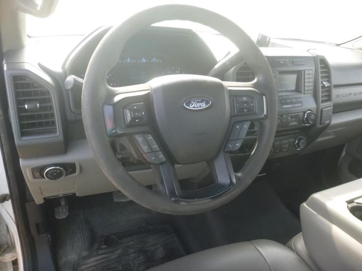2017-ford-f350-image-12