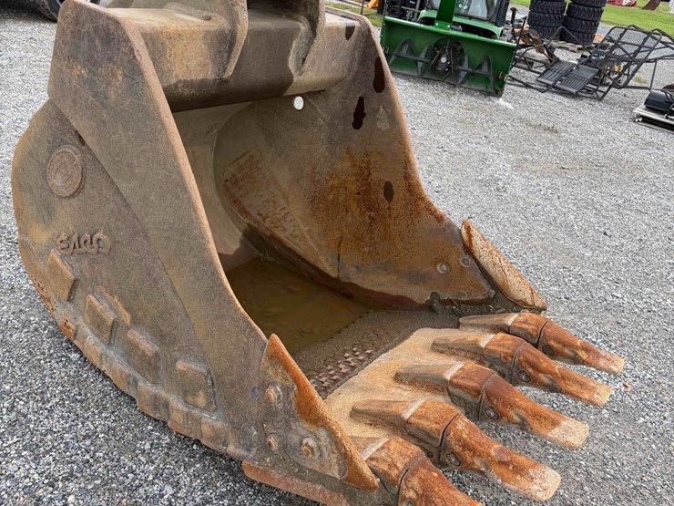 komatsu-pc220-lc-6-image-8