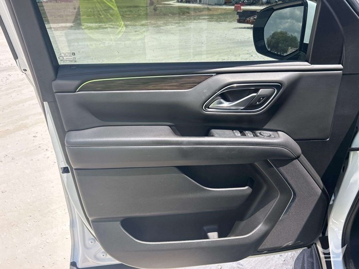 2022-chevrolet-tahoe-image-14