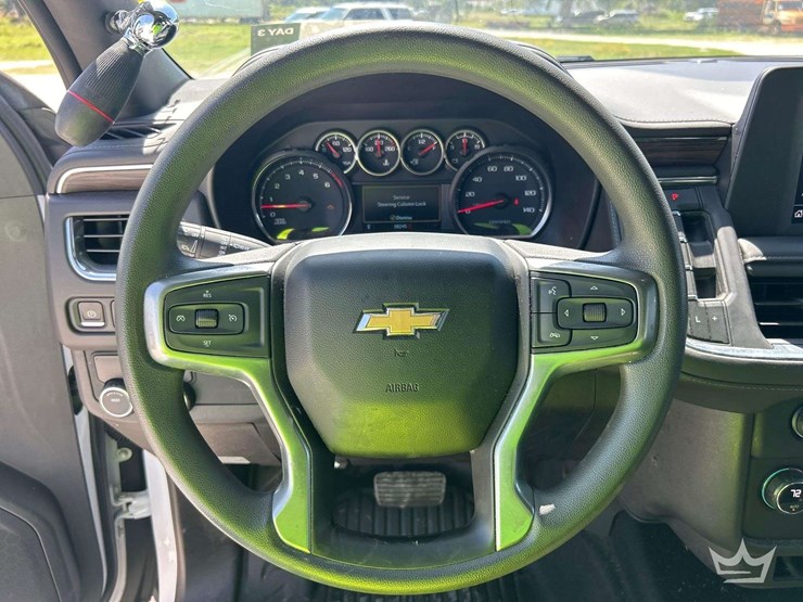 2023-chevrolet-tahoe-image-11
