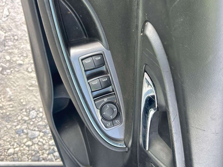 2018-chevrolet-malibu-sedan-image-12