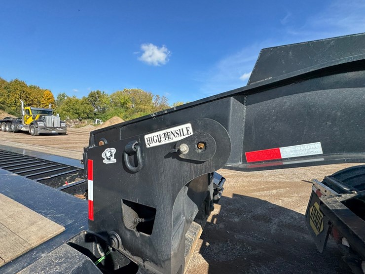 2022-globe-lowboy-image-13