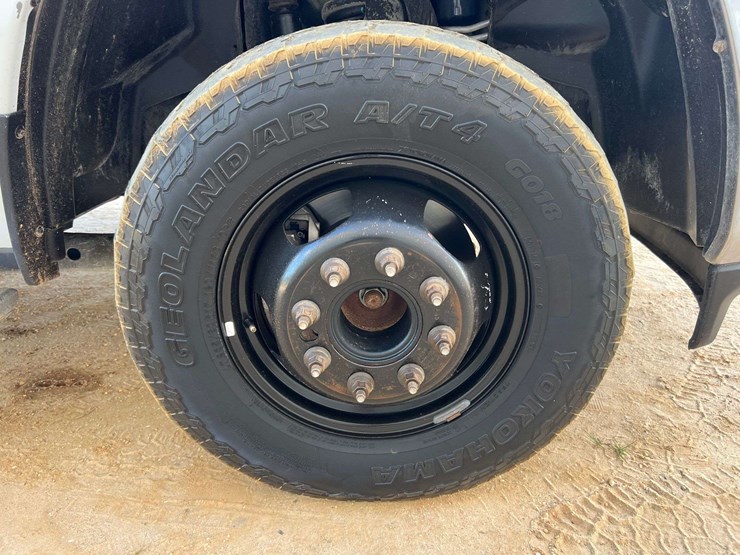 2023-dodge-3500-image-40
