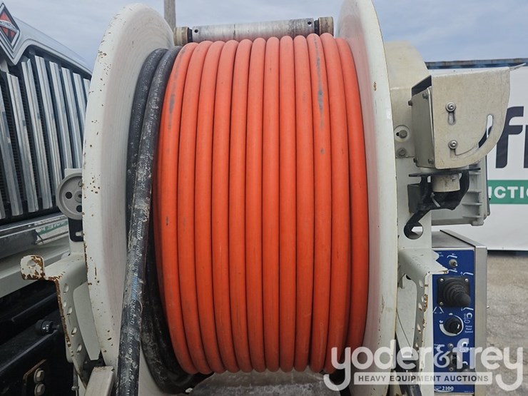 2012-vactor-2100-image-69