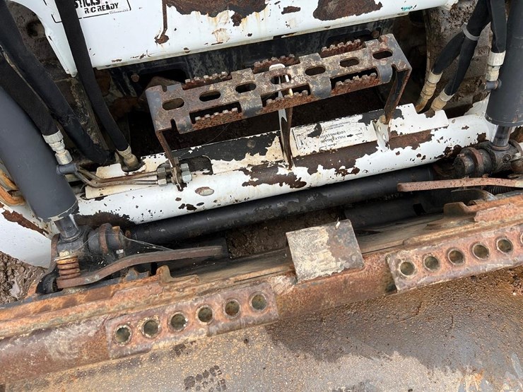 2018-bobcat-t450-image-11