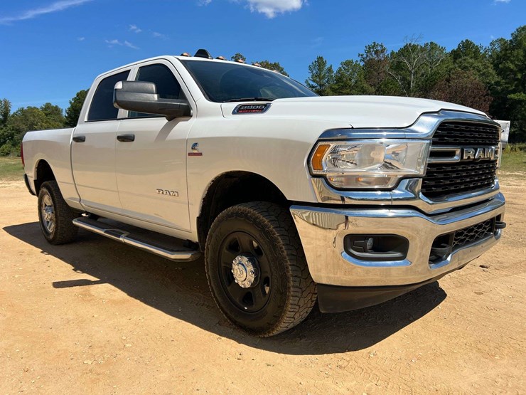 2022-dodge-2500-image-4
