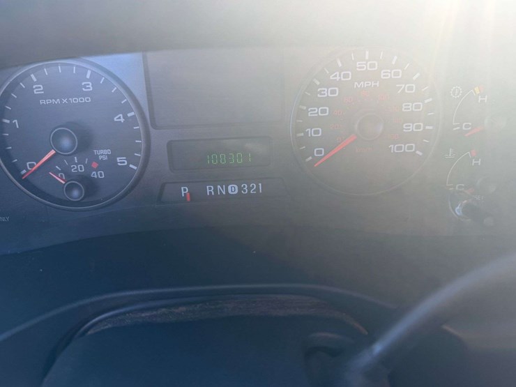 2007-ford-f550-image-3