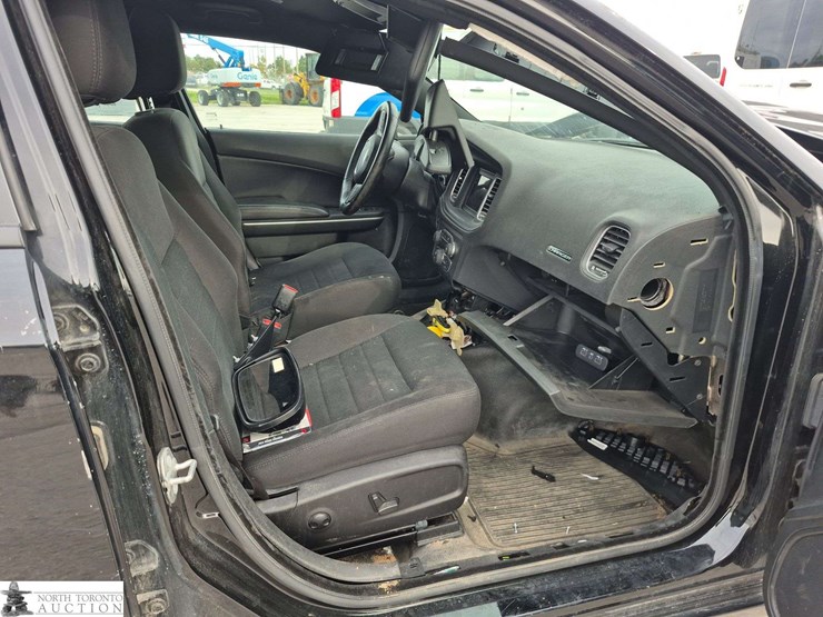 non-operable-2023-dodge-charger-image-23