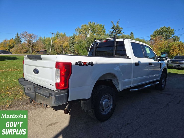 2017-ford-f250-image-3