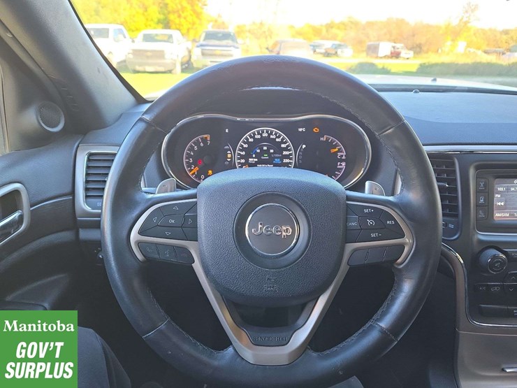 2014-jeep-grand-cherokee-image-18