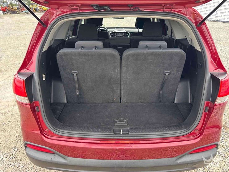2016-kia-sorento-image-24
