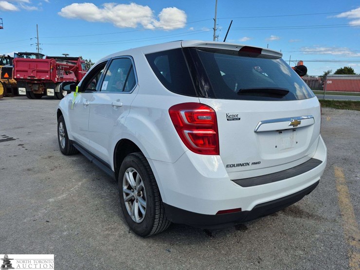 2017-chevrolet-equinox-image-7