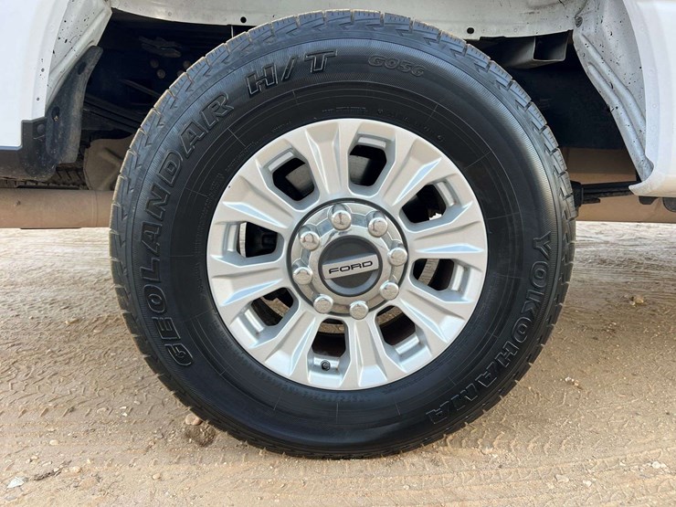 2020-ford-f350-image-30