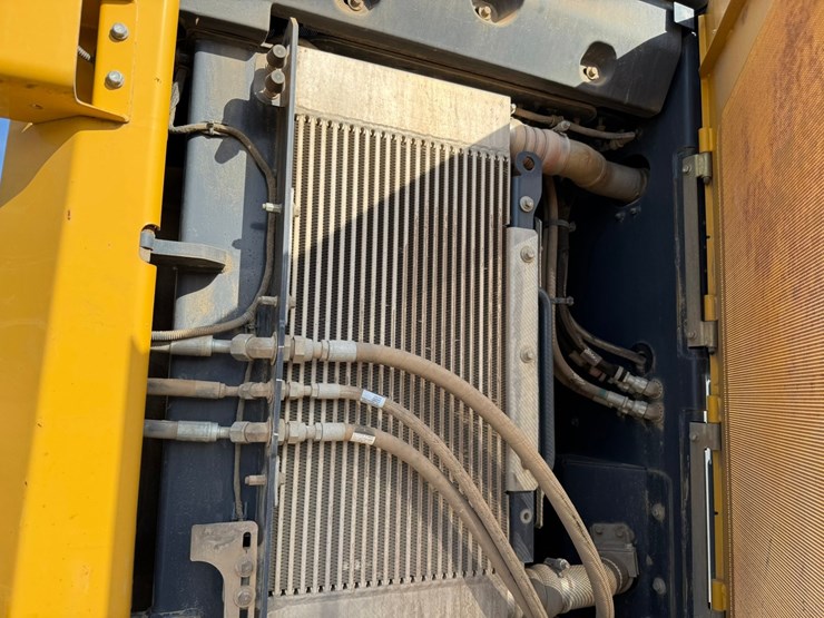 deere-744k-image-63