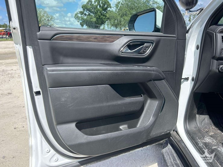 2022-chevrolet-tahoe-image-11