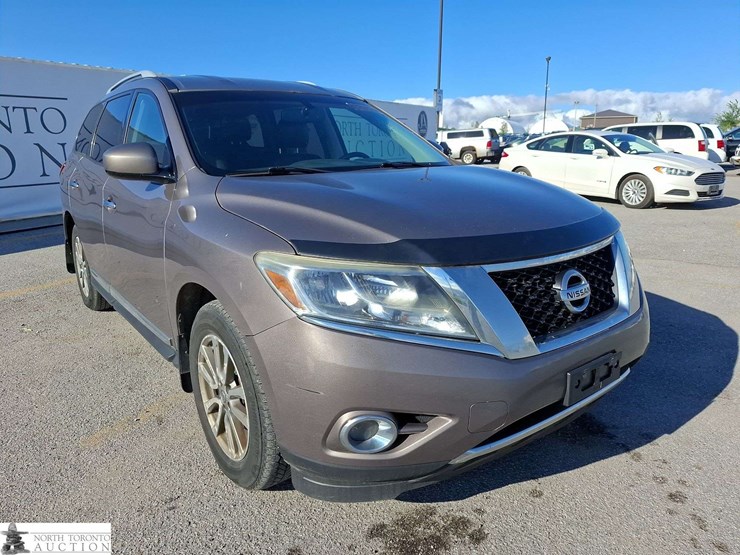 2014-nissan-pathfinder-image-3